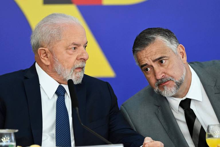 Governo Lula adota como método uso de canais oficiais para tripudiar adversários