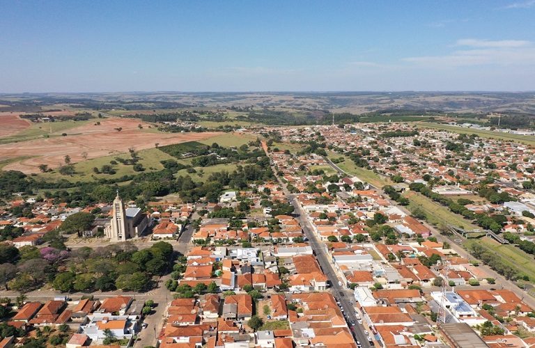 Vera Cruz celebra avanços nos 89 anos com programação diversificada