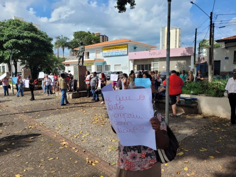 Prefeitura culpa CDHU por problemas e diz que protesto é armadilha política