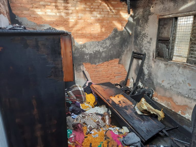 Discussão em família termina com casa incendiada na rua Guaranis em Tupã