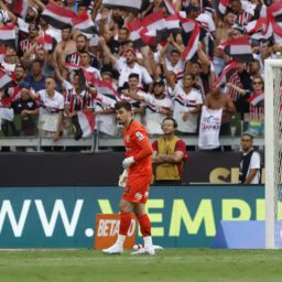 São Paulo derruba Palmeiras nos pênaltis e conquista a Supercopa do Brasil