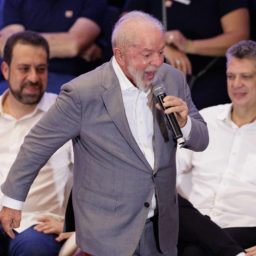 Lula critica PT e diz que fundo eleitoral é cooptado por deputados com mandato