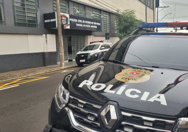 Polícia Militar localiza Jeep Renegade furtado de dentro de imóvel na zona leste de Marília