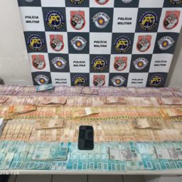 PM apreende mais de R$ 22,2 mil com suspeito de tráfico de drogas na zona sul