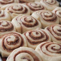 Sucesso na internet, cinnamon roll ganha espaço em São Paulo; veja onde comer