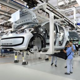 Volkswagen fará aporte de R$ 16 bi no Brasil e almeja eficiência energética