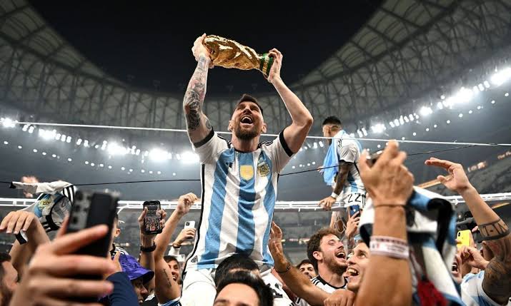 Messi passa dos 500 milhões no Instagram e se torna segunda pessoa mais seguida no mundo