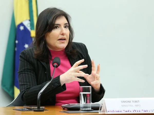 Governo decide antecipar pagamento de R$ 30 bilhões em precatórios