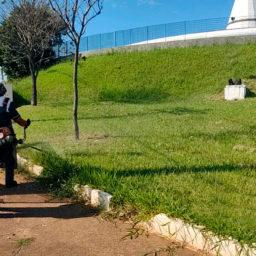 Mutirão de Limpeza avança para os bairros de Marília em oito frentes de serviço