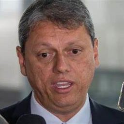 Governador Tarcísio de Freitas deve evitar pautas sensíveis na Assembleia em 2024