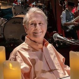 Brian Wilson, cofundador do grupo Beach Boys, está com demência e terá nova tutela