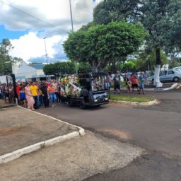 Tristeza e indignação marcam despedida de Lorenzo em Marília