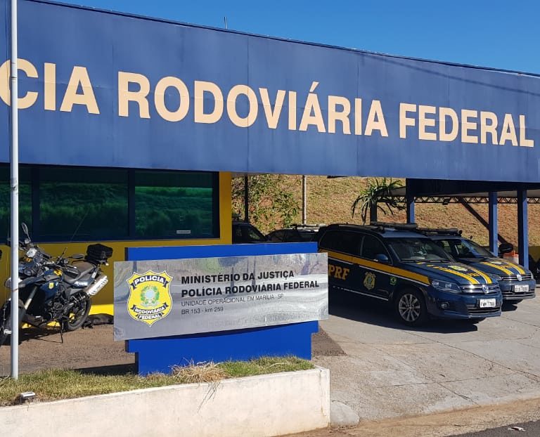 PRF promove ‘Comando Saúde’ para motoristas na rodovia BR-153 em Marília