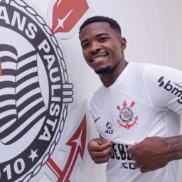 Corinthians anuncia a contratação de Cacá e completa um time de reforços