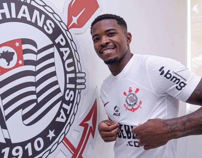 Corinthians anuncia a contratação de Cacá e completa um time de reforços