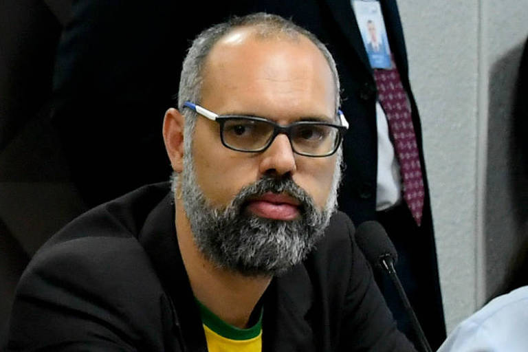 EUA negam extradição de Allan dos Santos e têm reunião tensa com governo Lula