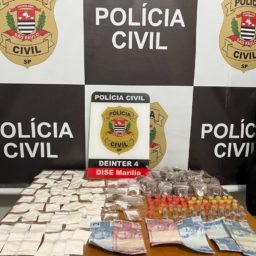 Dise de Marília prende dupla com dinheiro, K2 e outras drogas na Vila Barros