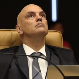 Moraes derruba sigilo de depoimentos sobre tentativa de golpe com Bolsonaro