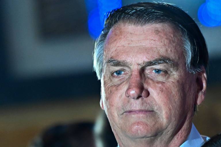 PF diz que falsificação em cartão de Bolsonaro pode ter elo com tentativa de golpe