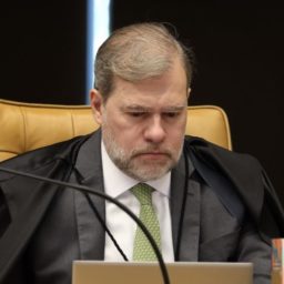 Ministro Dias Toffoli suspende julgamento para descriminalizar porte de maconha