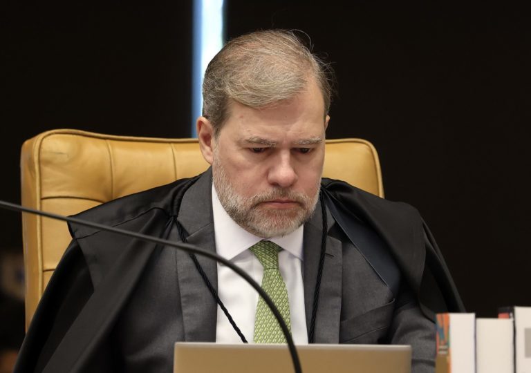 Ministro Dias Toffoli suspende julgamento para descriminalizar porte de maconha