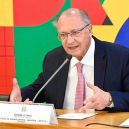 Toyota vai investir R$ 11 bilhões no Brasil junto a outras automobilísticas, diz Alckmin