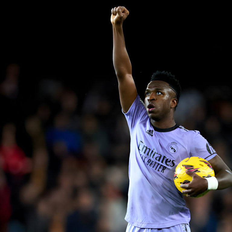 Vinicius Jr cobra punição após cânticos racistas antes de jogo da Champions League