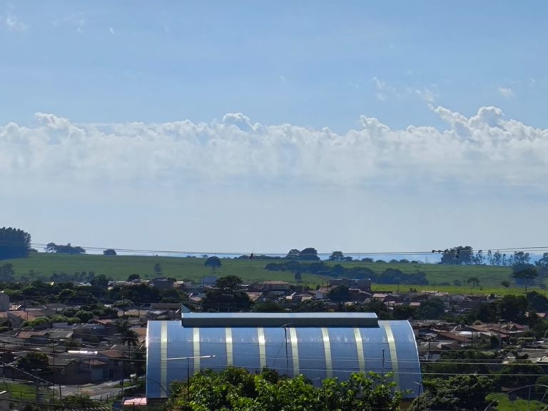 Semana tem previsão de frente fria, mas mês continua quente