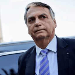 Bolsonaro elogia Tarcísio e Caiado e diz que, se não voltar, plantou semente