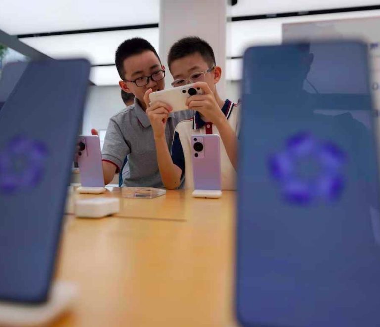 Como é o smartphone da marca chinesa Huawei que promete desbancar o iPhone