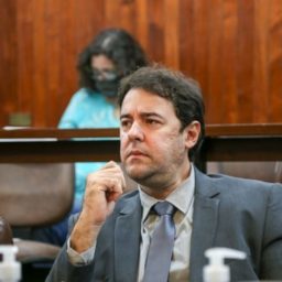 Nechar pede cassação de Fefin por ofensas após discussão na Câmara