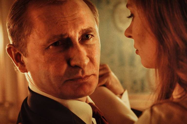 Filme de Putin com rosto de Inteligência Artificial e fraldas sujas ganha data de estreia