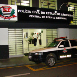 Pedreiro quebra móveis, ameaça ex-sogra e vai preso em flagrante em Marília