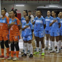 Equipe de futsal feminino de Marília busca o hexacampeonato nesta segunda-feira