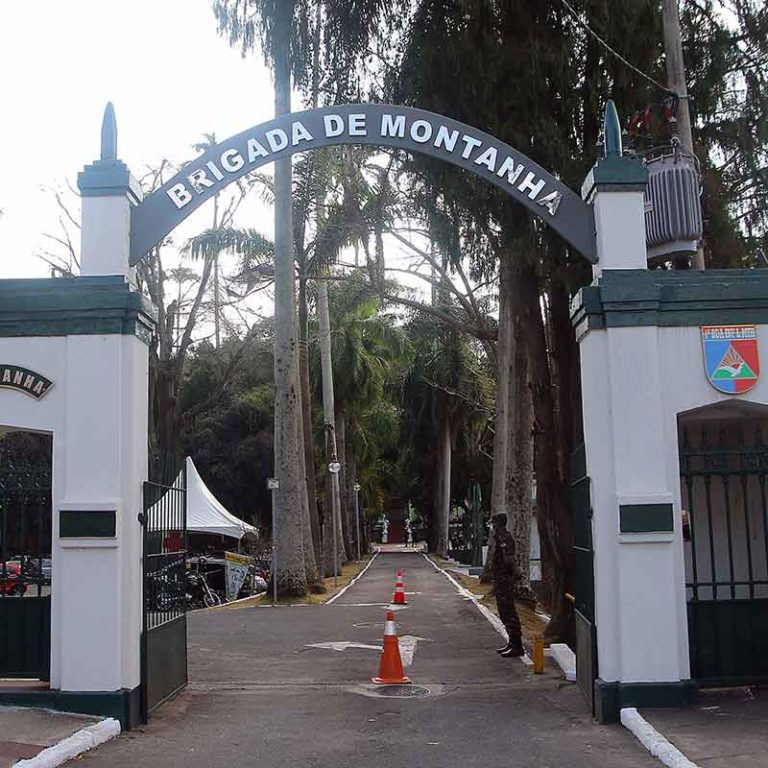 MPF pede que Exército mude nome de brigada que homenageia ditadura militar