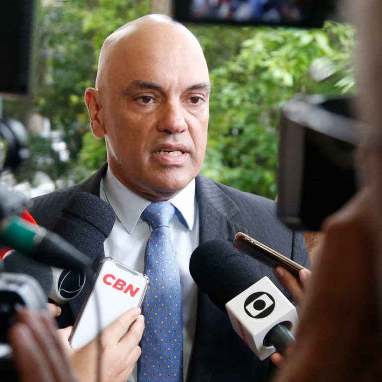 Moraes autoriza Chiquinho Brazão a acompanhar sessões na Câmara por vídeo