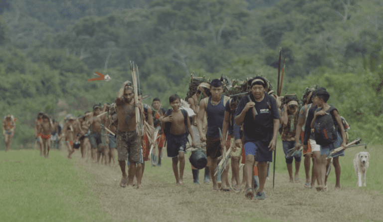 Mostra do Festival de Cannes seleciona filme brasileiro sobre os yanomami