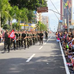 Marília celebra 95 anos e reúne milhares em desfile cívico na Sampaio Vidal