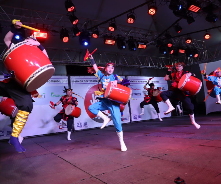 Japan Fest monta estrutura e espera atrair 70 mil de quinta a domingo