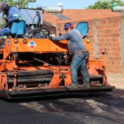 Obras, Codemar e Limpeza Pública realizam recuperação e manutenção de ruas