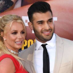 Cantora Britney Spears e ex Sam Asghari chegam a acordo sobre divórcio
