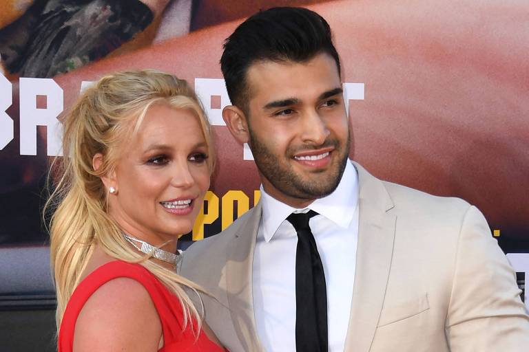 Cantora Britney Spears e ex Sam Asghari chegam a acordo sobre divórcio
