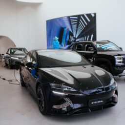 Mobilidade elétrica ganha força com nova loja da BYD Allma em Marília