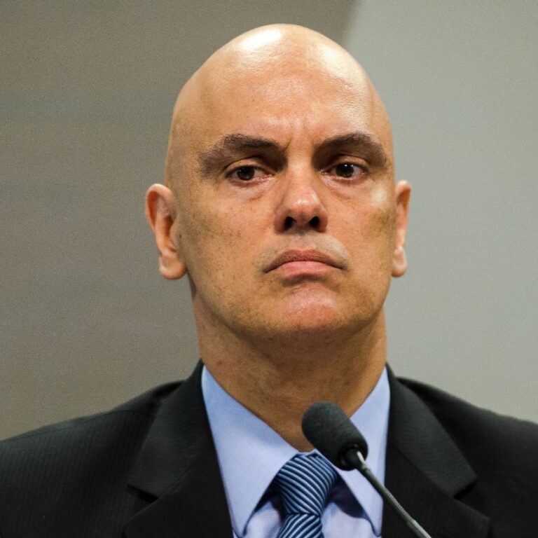 Moraes solta cúpula da PM no 8/1 e mantém presos militares do 2º escalão