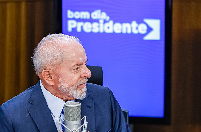 Lula anuncia nova fase do PAC para prevenção de desastres, em meio à tragédia no RS