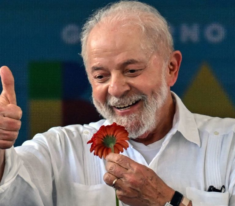 Lula chega a 1º de Maio pressionado por mais resultados e sem anúncios para base histórica