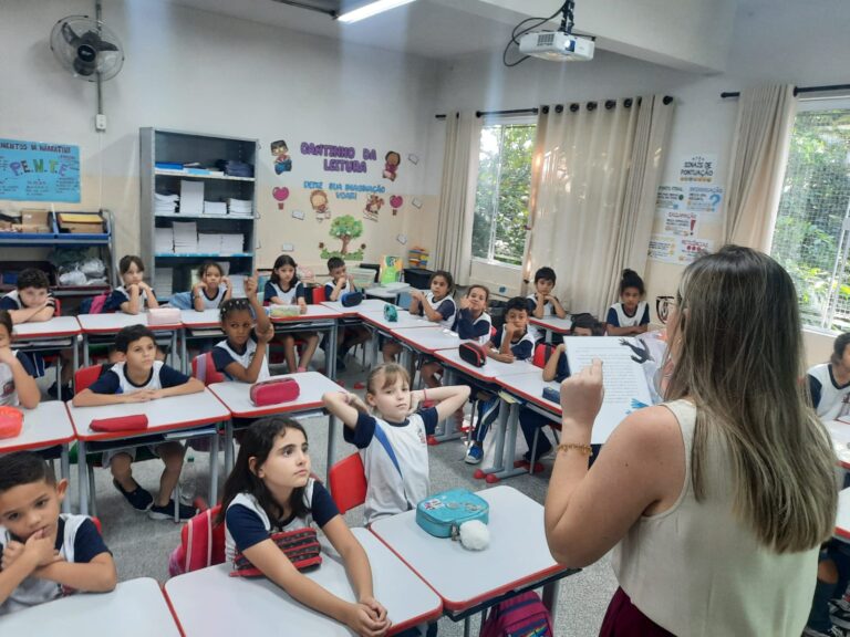 ‘Leitura em Casa: Formando Pequenos Leitores’ desperta interesse pelo universo dos livros