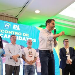 Daniel Alonso oficializa Ricardo Mustafá como pré-candidato a prefeito