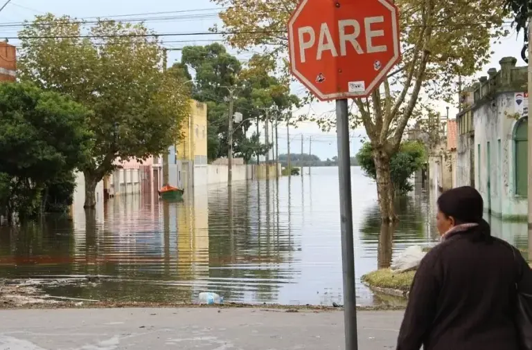 Lagoa dos Patos sobe 30 cm em 48 horas e volta a bater recorde de 1941