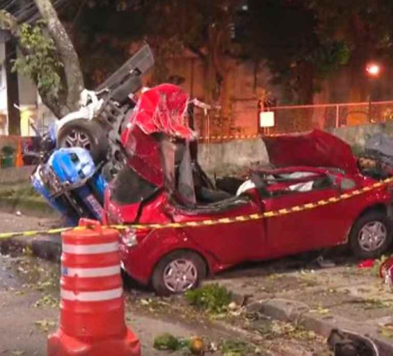 Acidente após perseguição policial deixa quatro mortos no Rio de Janeiro